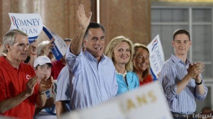 Рейтинг "привлекательности" Ромни вырос после съезда партии