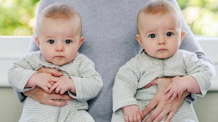 Ученые выяснили, почему в последнее время рождается так много близнецов