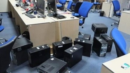 Полиция с фискалами обыскивает офис разработчиков ПО для е-декларирования