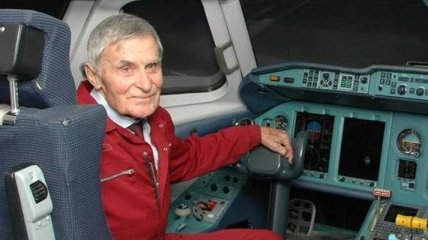 Умер легенда мировой авиации летчик-испытатель Курлин