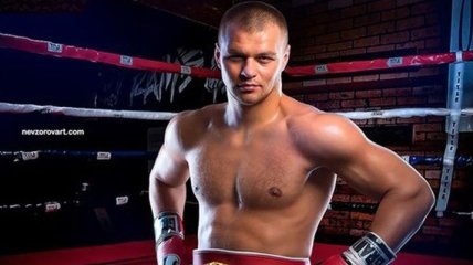 Официально. Украинский боксер сразится за бывший пояс Кличко