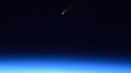 До Землі наближається яскрава комета, якій близько 4-х мільярдів років