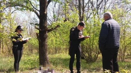 В лесу на Одесчине нашли 15-летнюю девушку в петле