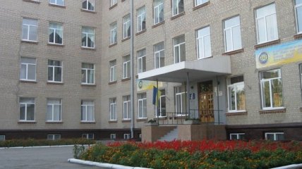 В школе Харькова распылили неизвестный газ