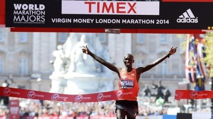Кенийский легкоатлет выиграл Лондонский марафон с рекордом