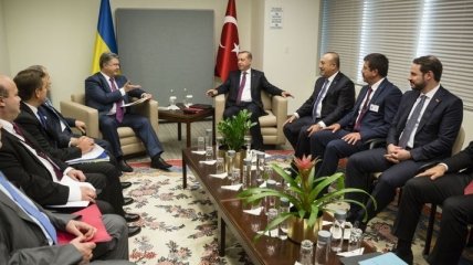 Порошенко и Эрдоган обсудили вопросы стратегического партнерства