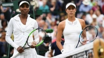 Уильямс обыграла Мугурусу и вышла в полуфинал Итогового турнира WTA