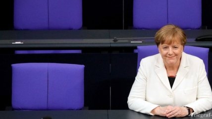 Меркель заявила о намерении вытеснить из парламента крайне правую партию