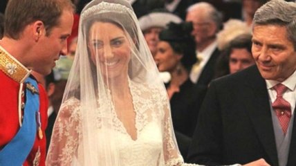 Невероятные 8 лет: Принц Уильям и Кейт Миддлтон поделились снимками со свадьбы