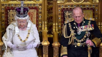 Елизавета II: Великобритания будет оказывать давление на РФ