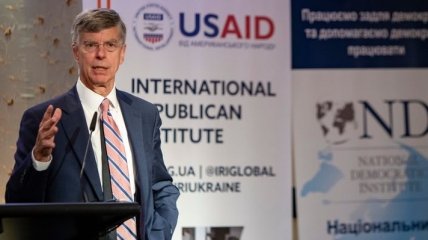 Поверенный США Тейлор: Украинская демократия в действии вдохновляет!