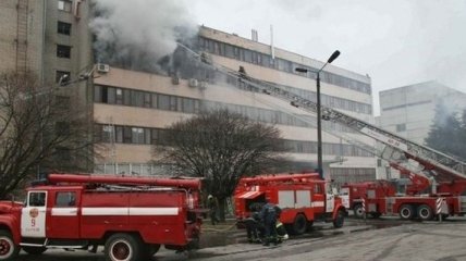 Четверо пострадавших при пожаре в Харькове выписали из больницы