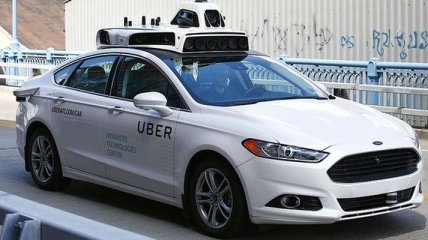 Uber патентует VR для салона беспилотного такси