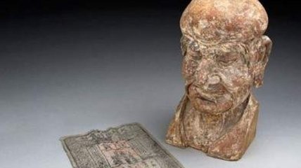 Внутри древней скульптуры обнаружили загадочную вещь