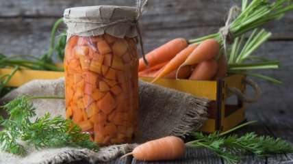 Консервированная закуска из моркови