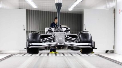 Формула-1 представила первые фото машины 2021 года