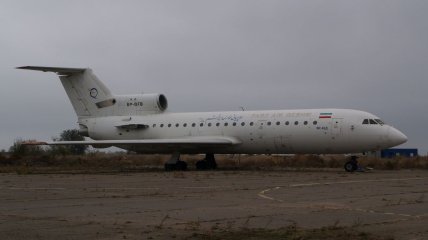 Літак Як-42Д (EP-QFB)