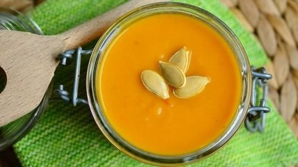 Рецепт дня: тыквенный суп с имбирем и морковью
