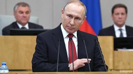 "Он точно больной": в новогоднем поздравлении Путина подметили неладное (видео)