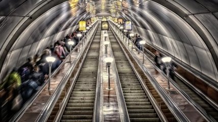 На станції метро "Майдан Незалежності" з 18 лютого обмежать роботу ескалаторів