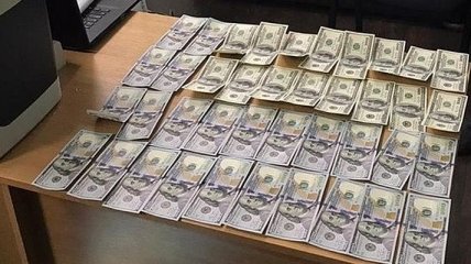 Судья в Харькове "погорела" на взятке в $4 тысячи