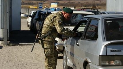КПВВ: На Донбассе в очередях 245 авто