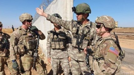 "Зона безопасности": Турция и США начали патрулирование Сирии