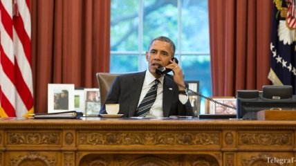 Обама говорил с Олландом об ухудшении ситуации в восточной Украине