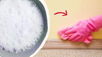 Простий та геніальний спосіб очистити брудний плінтус