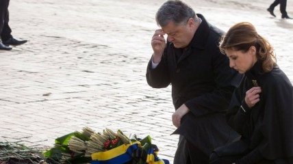Известные украинцы почтили память жертв голодоморов