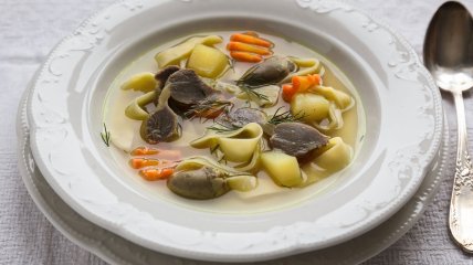 Суп из куриных сердечек с овощами