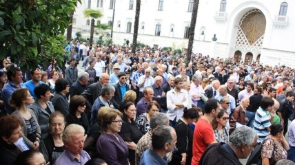 Абхазская оппозиция взяла власть в свои руки