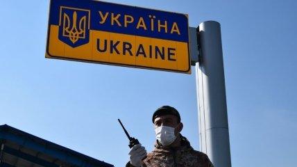 Якій категорії чоловіків дозволено виїзд із країни