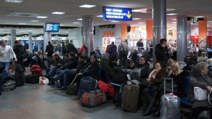 "Борисполь" с 14:00 будет постепенно восстанавливать рейсы