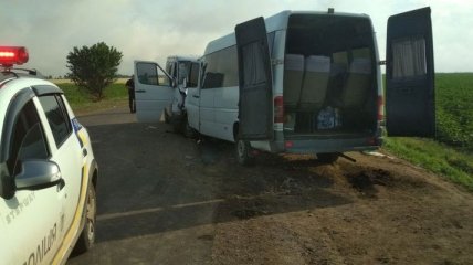В Одесской области произошло смертельное ДТП: микроавтобус выехал на "встречку" 