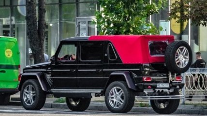 Mercedes-Maybach G650 Landaulet на українських дорогах