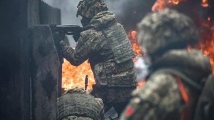 Украинские военные не дают врагу продвигаться