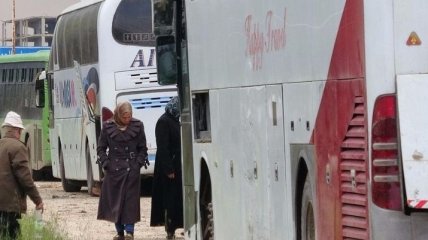 Эвакуированные из Дамаска прибыли на север Сирии