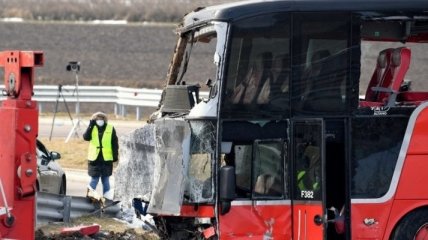 Пересчитались: в Польше уточнили число погибших украинцев в аварии с автобусом (фото, видео)