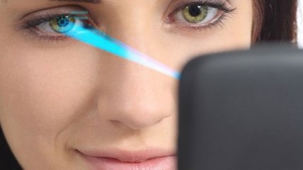 LG и Samsung оснастят смартфоны сканером радужной оболочки глаза