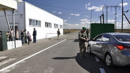 В КПВВ на Донбассе ограничено движение транспорта