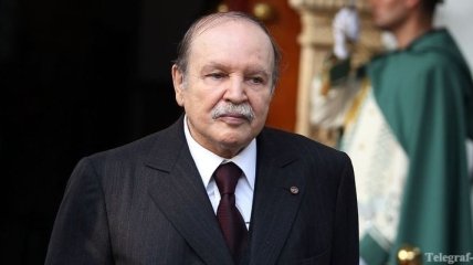 Президент Алжира выдвинут на 4-й срок