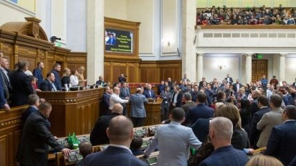 Заседание Рады: депутаты продолжат второе чтение законопроекта о рынке земли