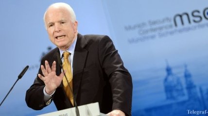 Сенатор Маккейн призвал немедленно предоставить Украине оружие