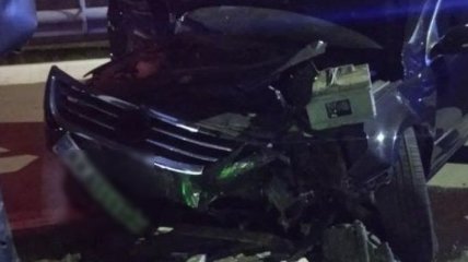 Под Харьковом авто протаранило газовую заправку: есть пострадавший (фото)