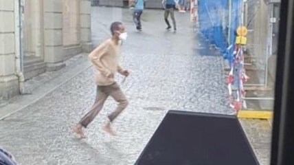 В Германии мужчина с ножом убил троих прохожих (видео)