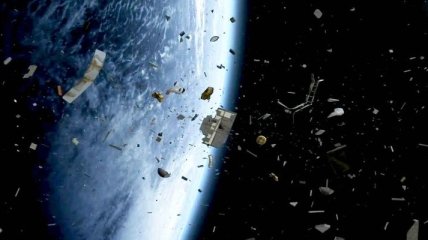 Сегодня рядом с МКС пройдет большое скопление орбитального мусора