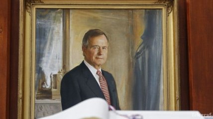 Итоги 1 декабря: Умер Дж. Буш-старший, встреча Климкина и Чапутовича и протесты "желтых жилетов" в Европе