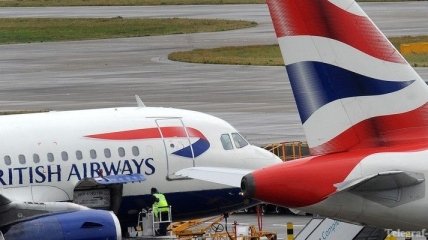 British Airways предложила бортпроводникам добровольно уволиться