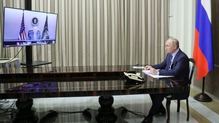 Президенты США и РФ Джо Байден и Владимир Путин